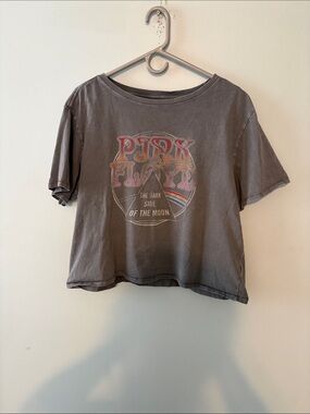 Pink Floyd Gray Crop Tee